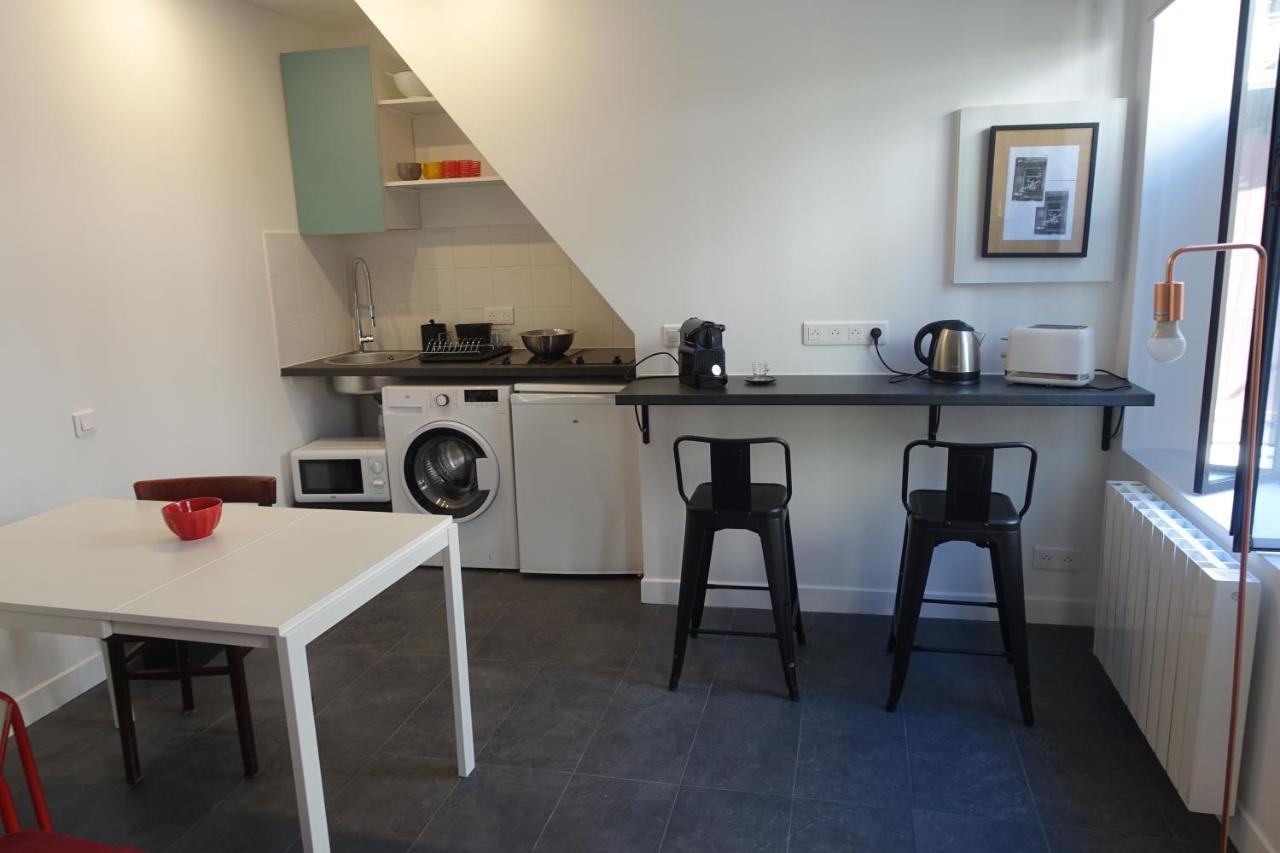 Cite Pilleux - Cozy Apartment In A Private Lane Париж Екстериор снимка